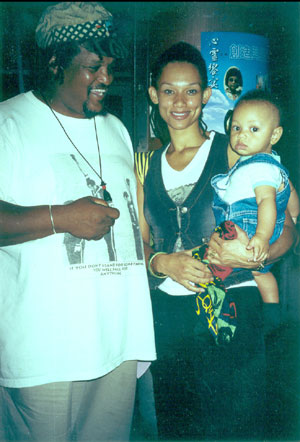 C. Innis (Bullwhip) & Ju JO with son